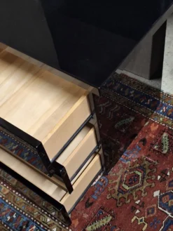 Commode Roche Bobois David Lange, laquée, signée, années 1970.