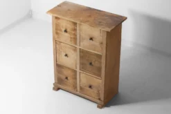 Commode rustique d'art populaire, France années 1900