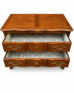 Commode sauteuse Arbalète époque Louis XV
