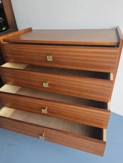 Commode scandinave