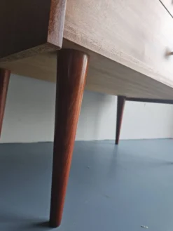 Commode scandinave