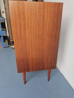 Commode scandinave
