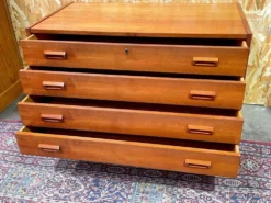 Commode scandinave en teck vintage années 60