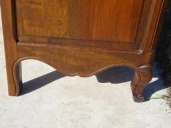 Commode, secrétaire, bibliothèque: meuble 3 en 1