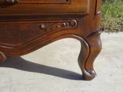 Commode, secrétaire, bibliothèque: meuble 3 en 1