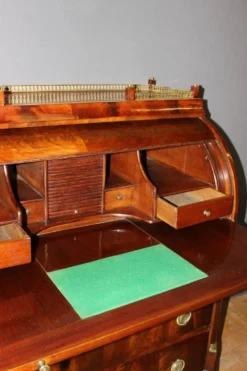 Commode Secrétaire à Cylindre en Acajou XIX