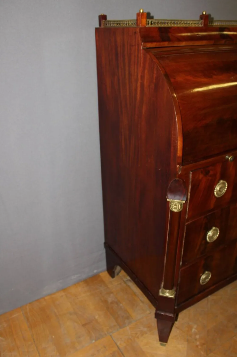Commode Secrétaire à Cylindre en Acajou XIX
