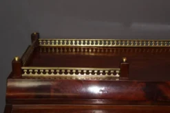 Commode Secrétaire à Cylindre en Acajou XIX