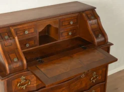 Commode secrétaire italienne, vers les années 1920.