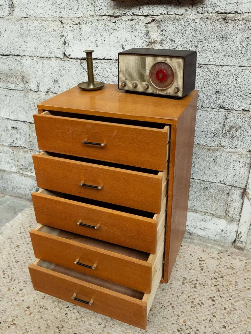Commode, semainier, chiffonnier vintage de style scandinave