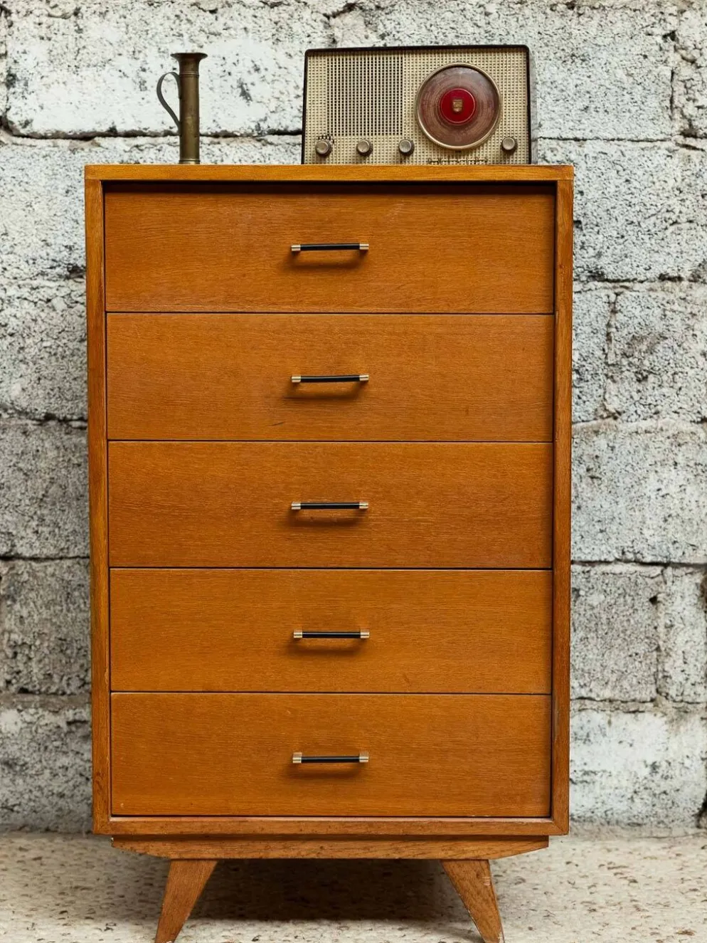 Commode, semainier, chiffonnier vintage de style scandinave