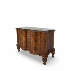 commode serpentine en noyer ancien