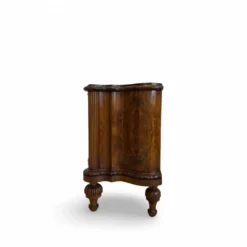 commode serpentine en noyer ancien