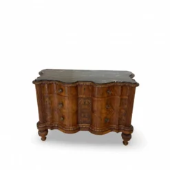 commode serpentine en noyer ancien
