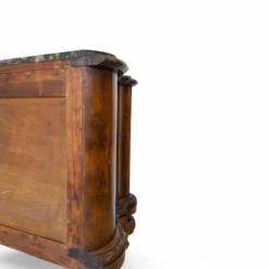 commode serpentine en noyer ancien