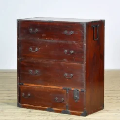 Commode Tansu japonaise, vers 1890