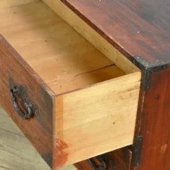 Commode Tansu japonaise, vers 1870