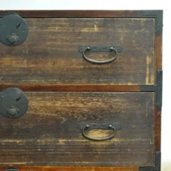 Commode Tansu japonaise, vers 1870