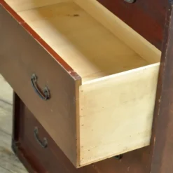 Commode Tansu japonaise, vers 1890