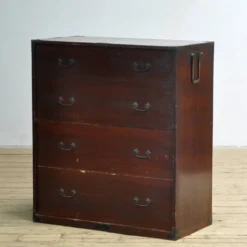 Commode Tansu japonaise, vers 1890