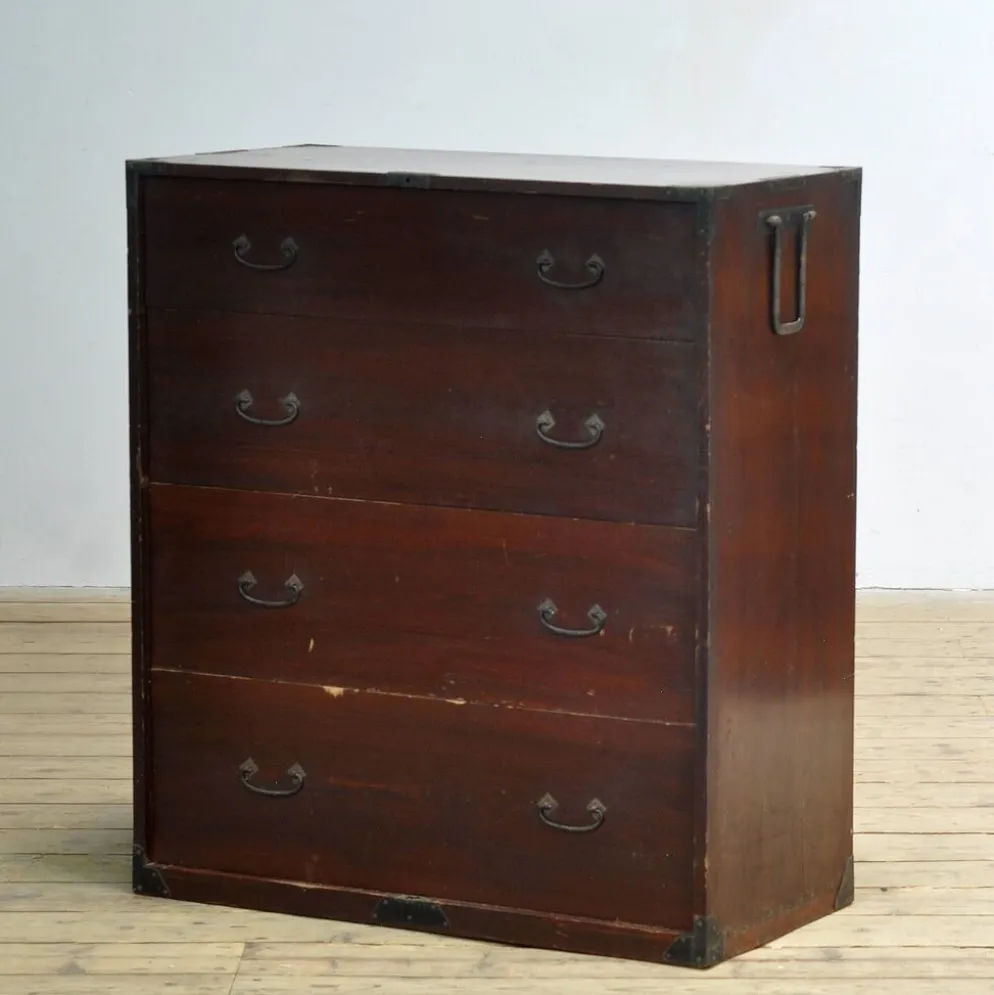 Commode Tansu japonaise, vers 1890