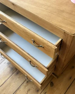 Commode 3 tiroirs années 50