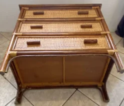 Commode 3 tiroirs en rotin, bambou et cannage, années 70