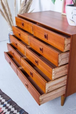 Commode à Tiroirs Vintage en Teck par Erik Brouer, Danemark, 1960s