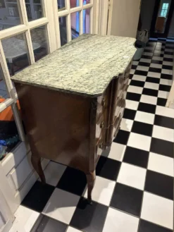 Commode Transition XIXe en marqueterie – marbre – Château d’Arcangues