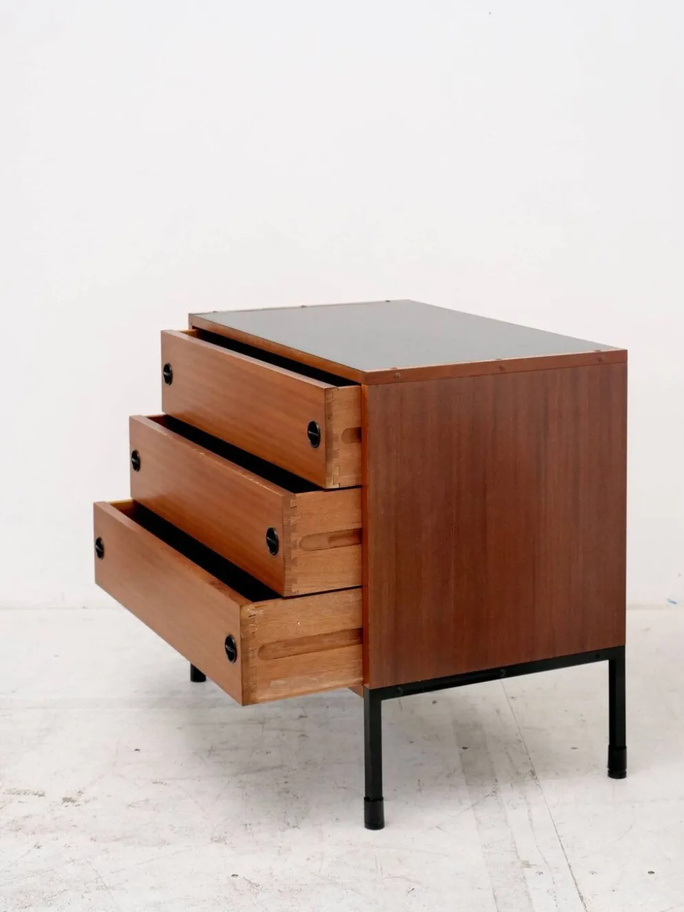 Commode à triroirs mid century design Français ARP Minvielle