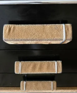 Commode à trois tiroirs, attribuée à Maison Roméo, Paris, 1970