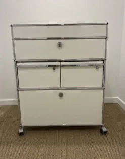 Commode USM HALLER