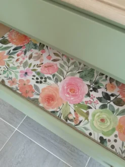 Commode verte mate