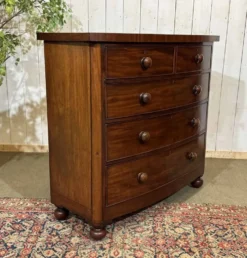 Commode Victorienne anglaise en acajou XIXème