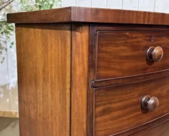 Commode Victorienne anglaise en acajou XIXème