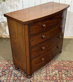 Commode Victorienne anglaise en acajou XIXème