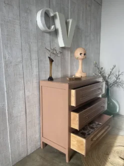 Commode vintage