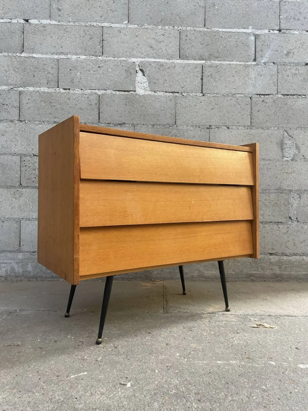 Commode vintage