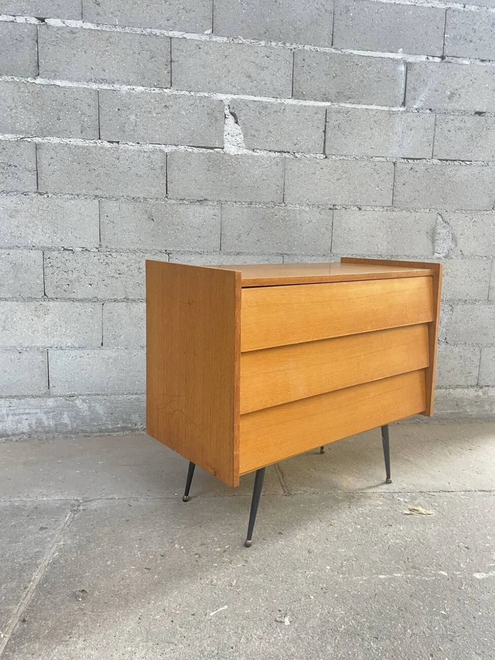Commode vintage
