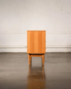Commode vintage