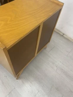 Commode vintage
