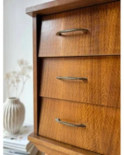 Commode vintage