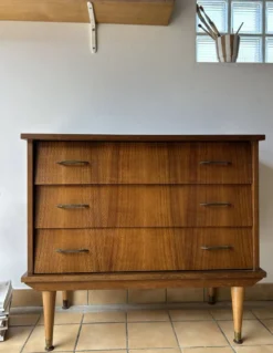 Commode vintage