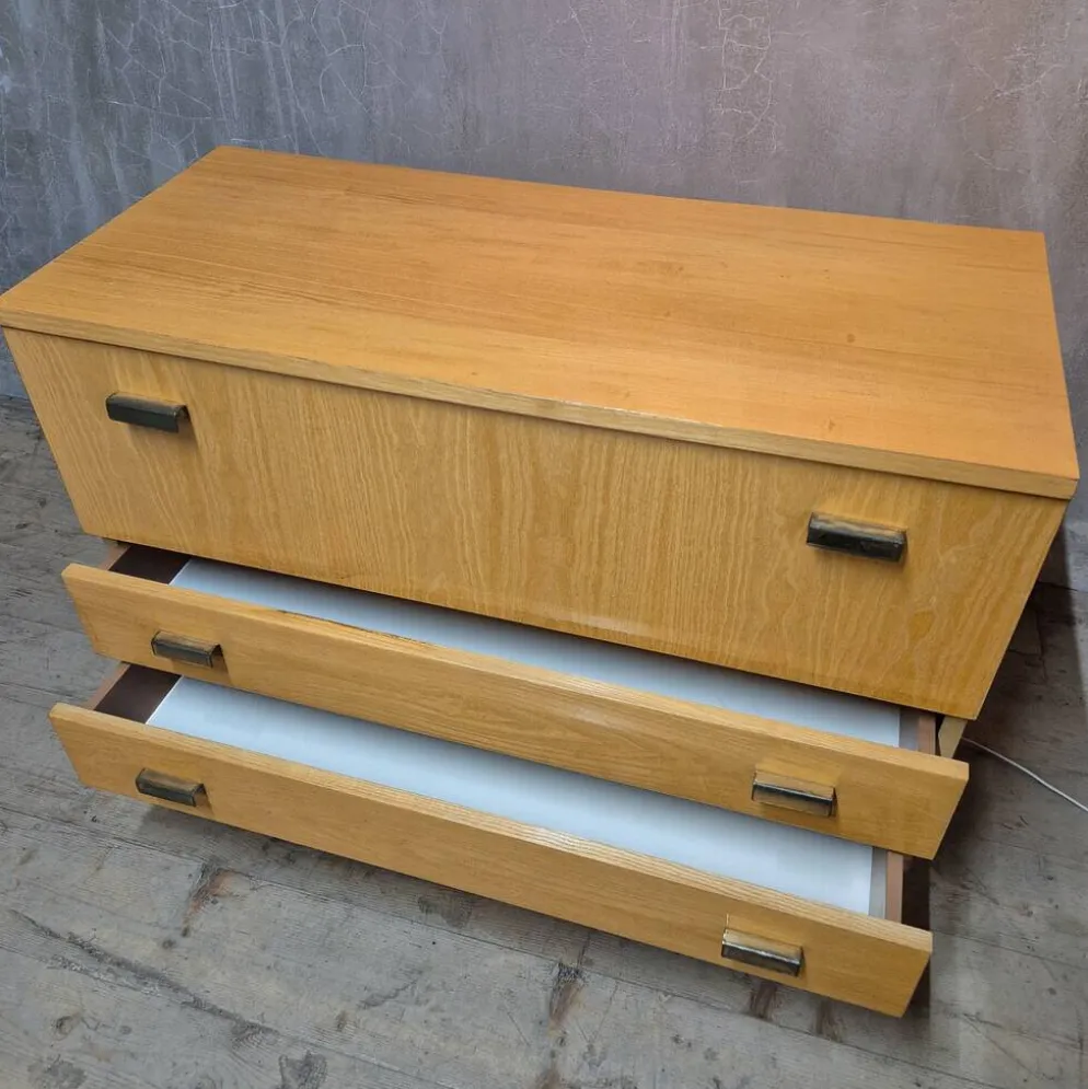Commode vintage, années 1970, Tchécoslovaquie – Finition claire