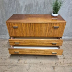 Commode vintage, années 1970, Tchécoslovaquie