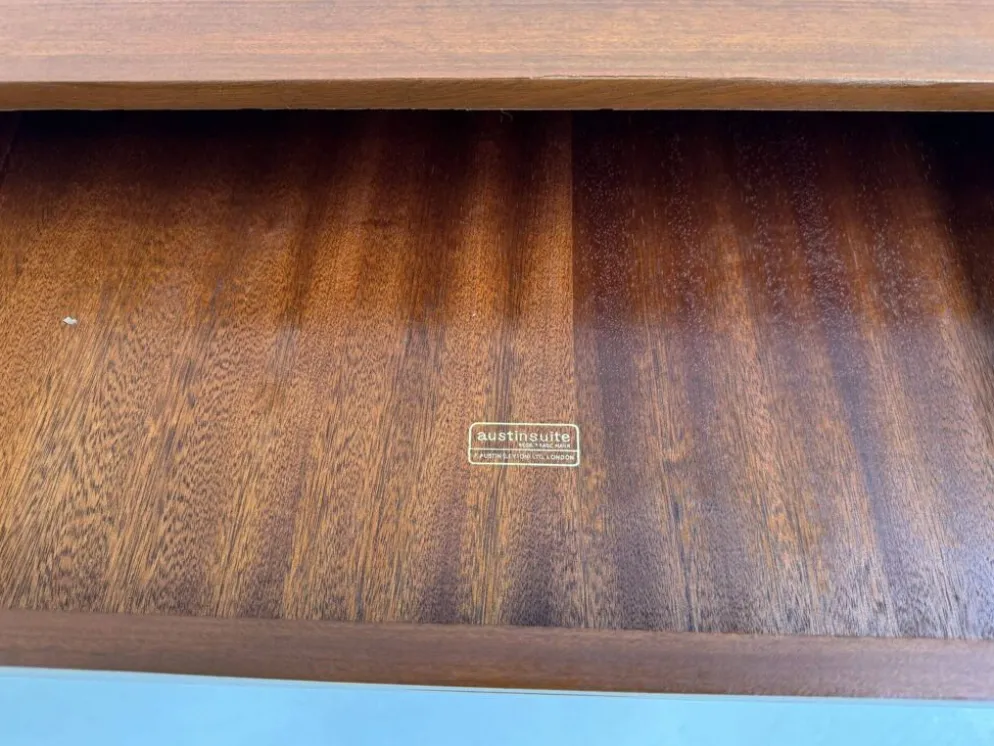 Commode vintage Austinsuite.
