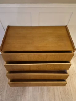 Commode vintage chêne