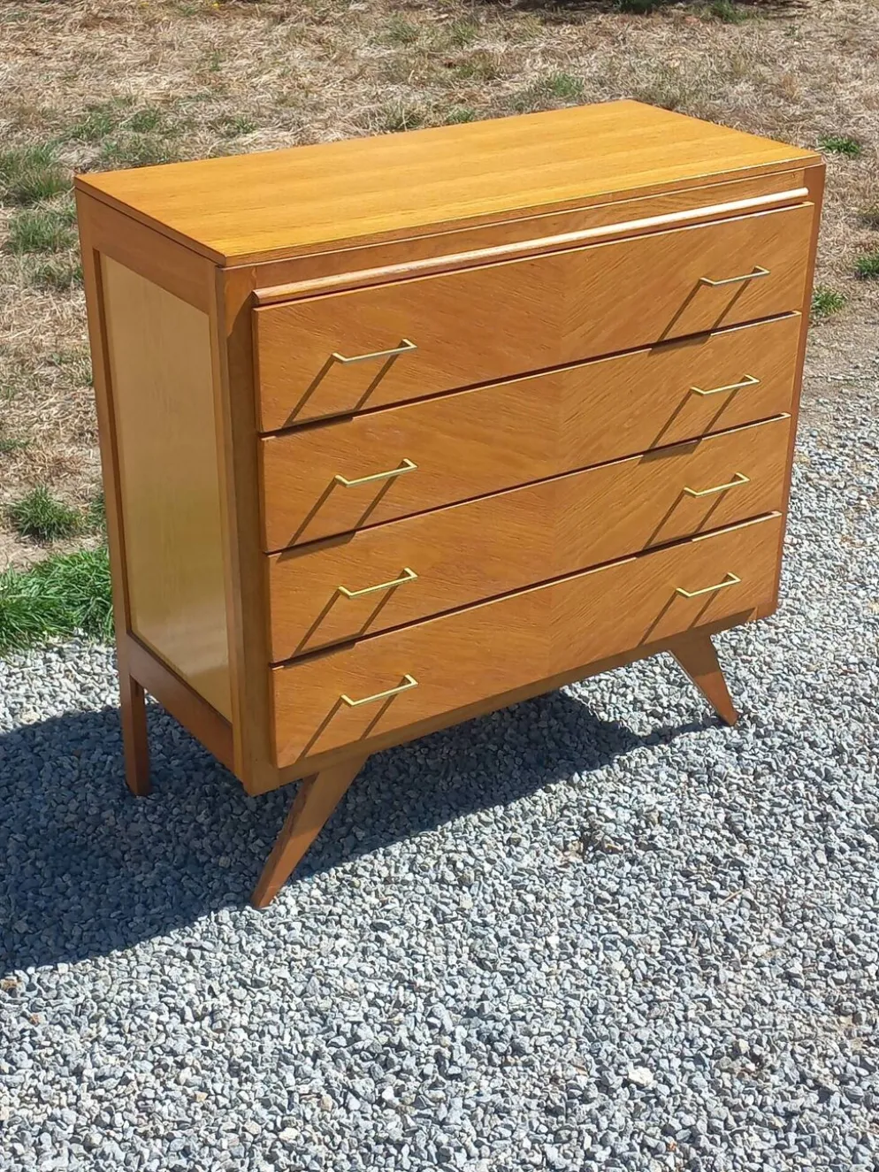 Commode vintage en chêne blond pieds compas 4 tiroirs des années 50