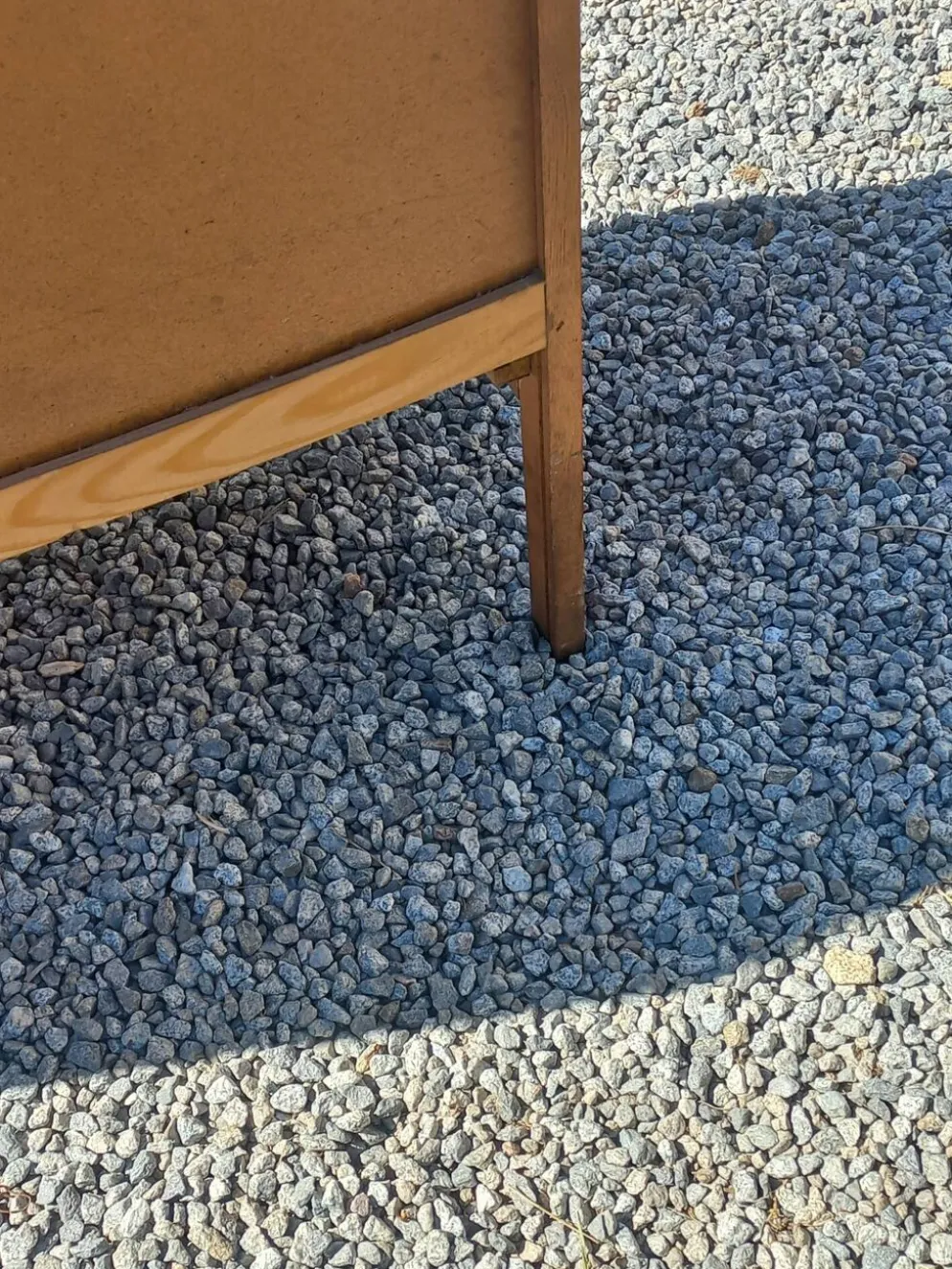 Commode vintage en chêne blond pieds compas 4 tiroirs des années 50