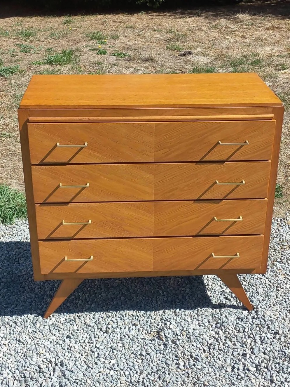 Commode vintage en chêne blond pieds compas 4 tiroirs des années 50